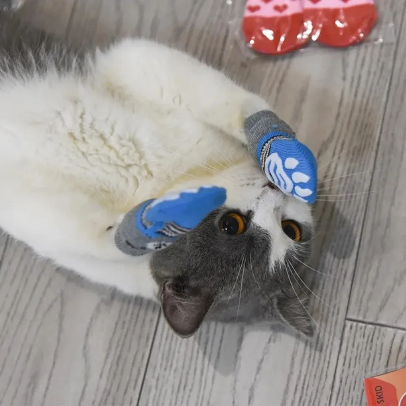 4 قطع من جوارب الكلاب الشتوية  - مراجعة Dog Booties Paw Protector وسعره